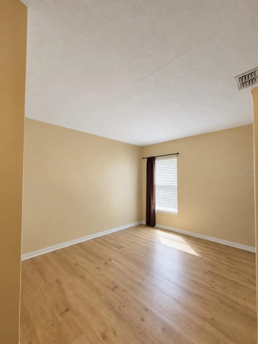 1133 SOLANA CIR