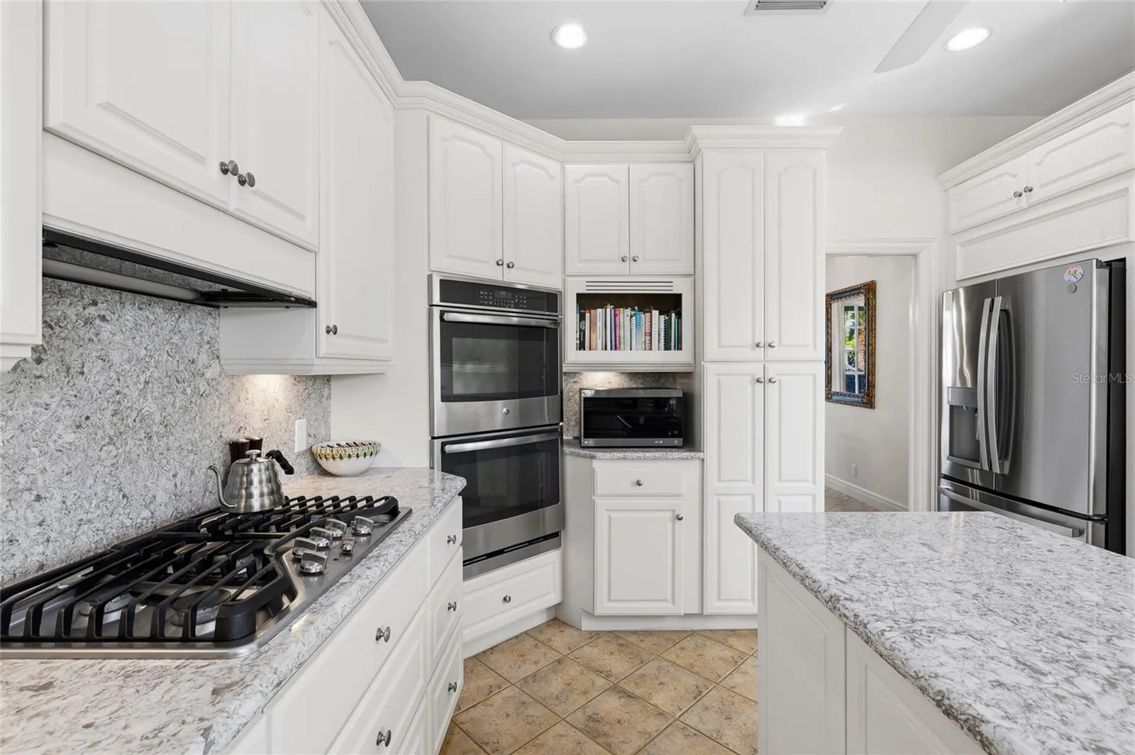 162 BLACKWALL CT