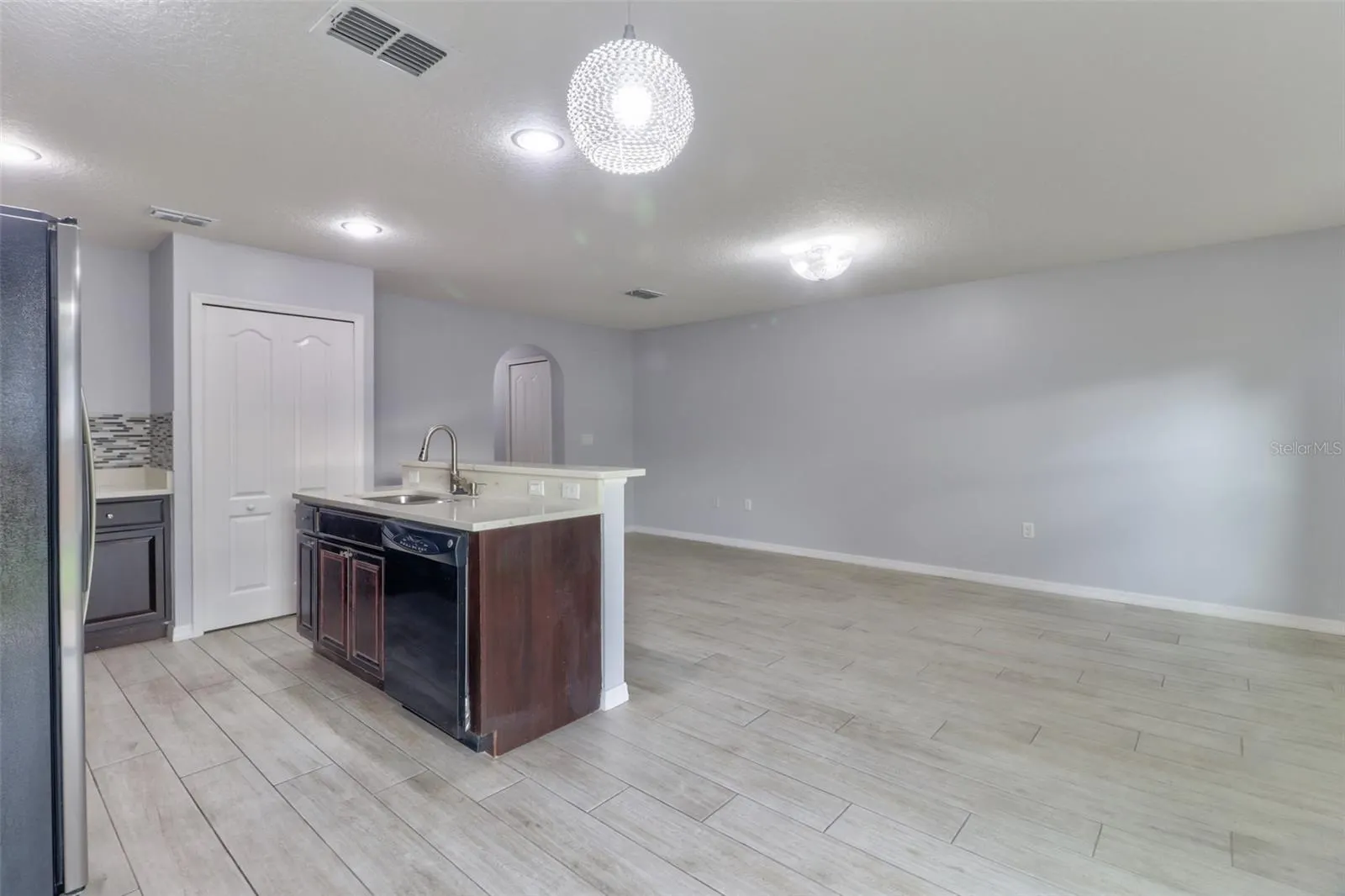 4441 ASHBURN SQUARE DR