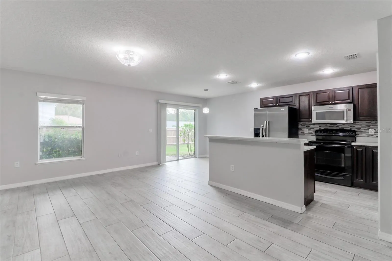 4441 ASHBURN SQUARE DR