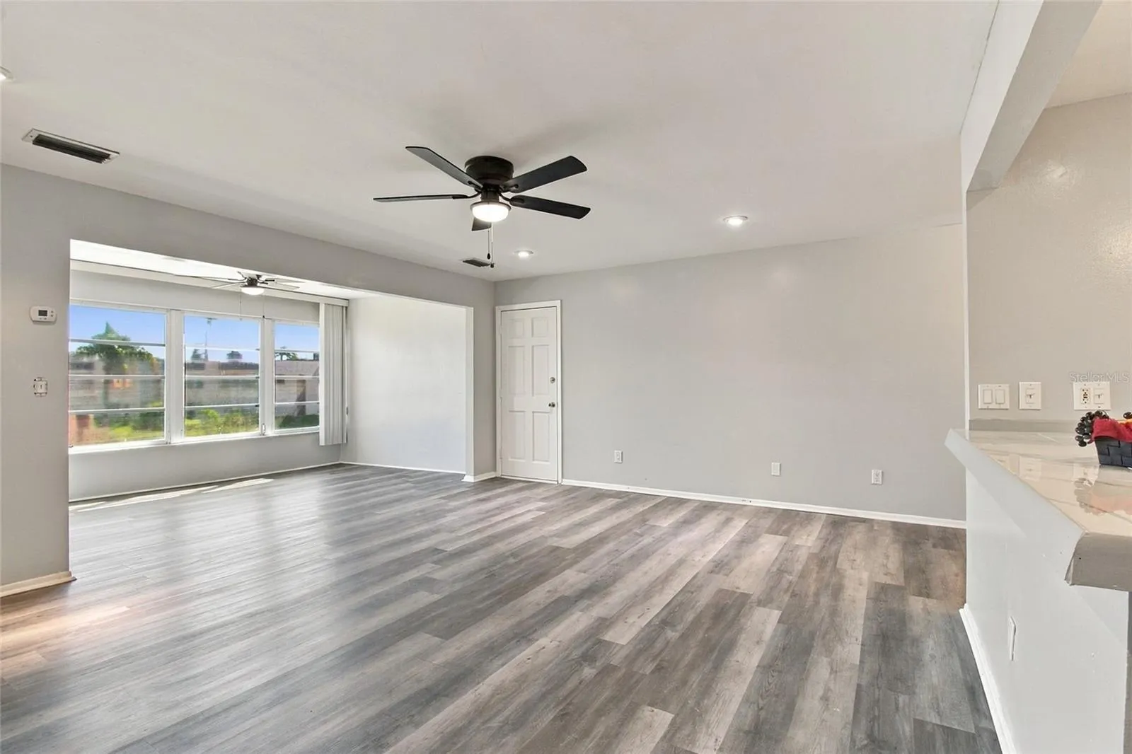 211 FERNWOOD CIR #211 #211