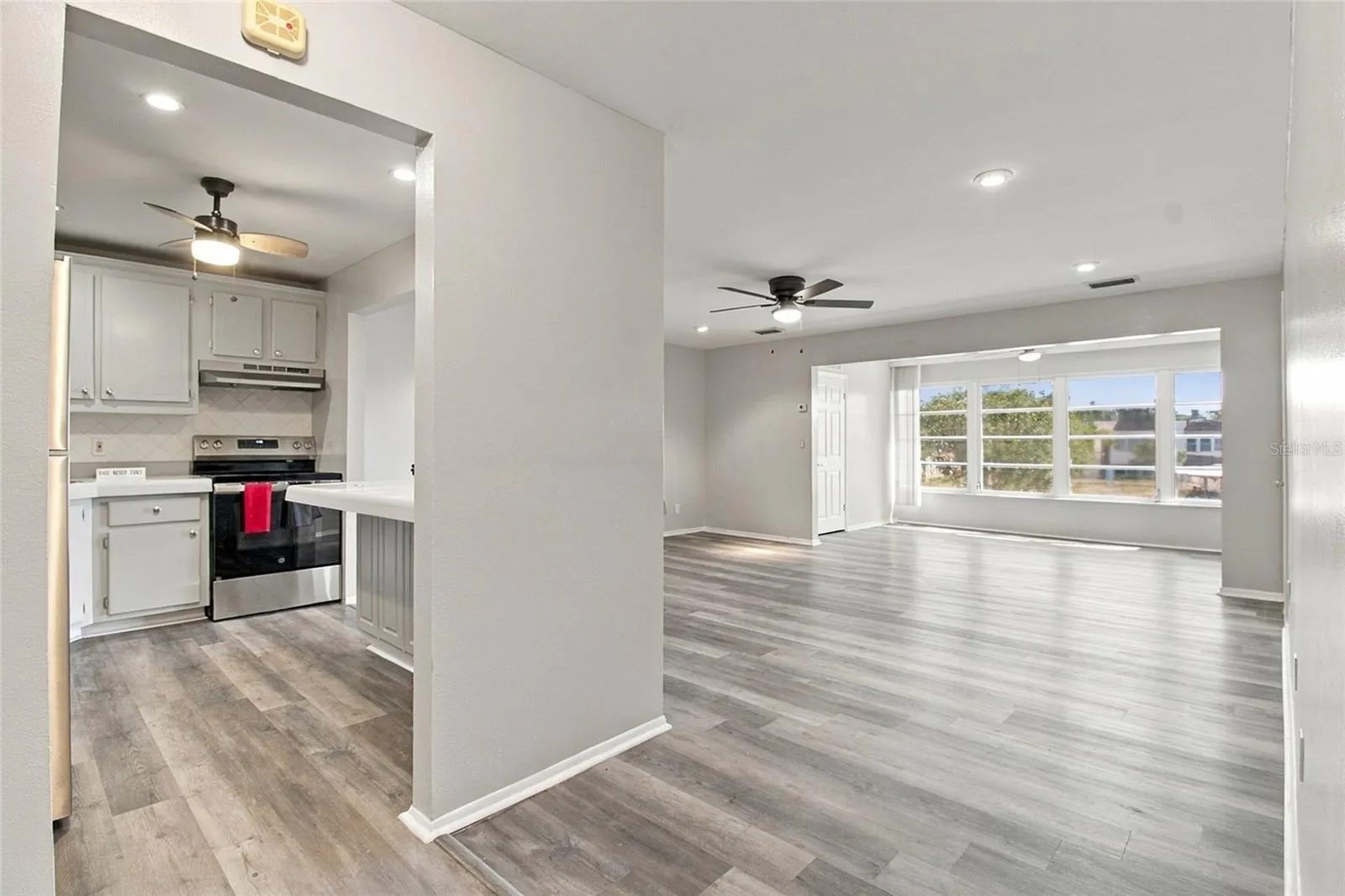 211 FERNWOOD CIR #211 #211