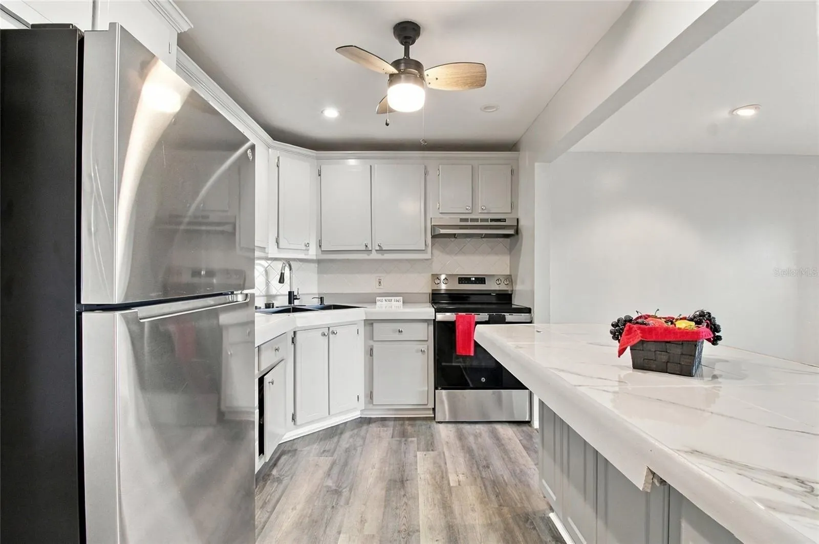 211 FERNWOOD CIR #211 #211