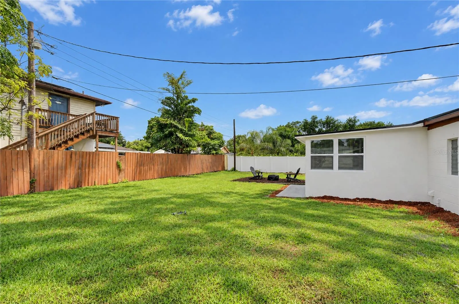4000 W WALLACE AVE