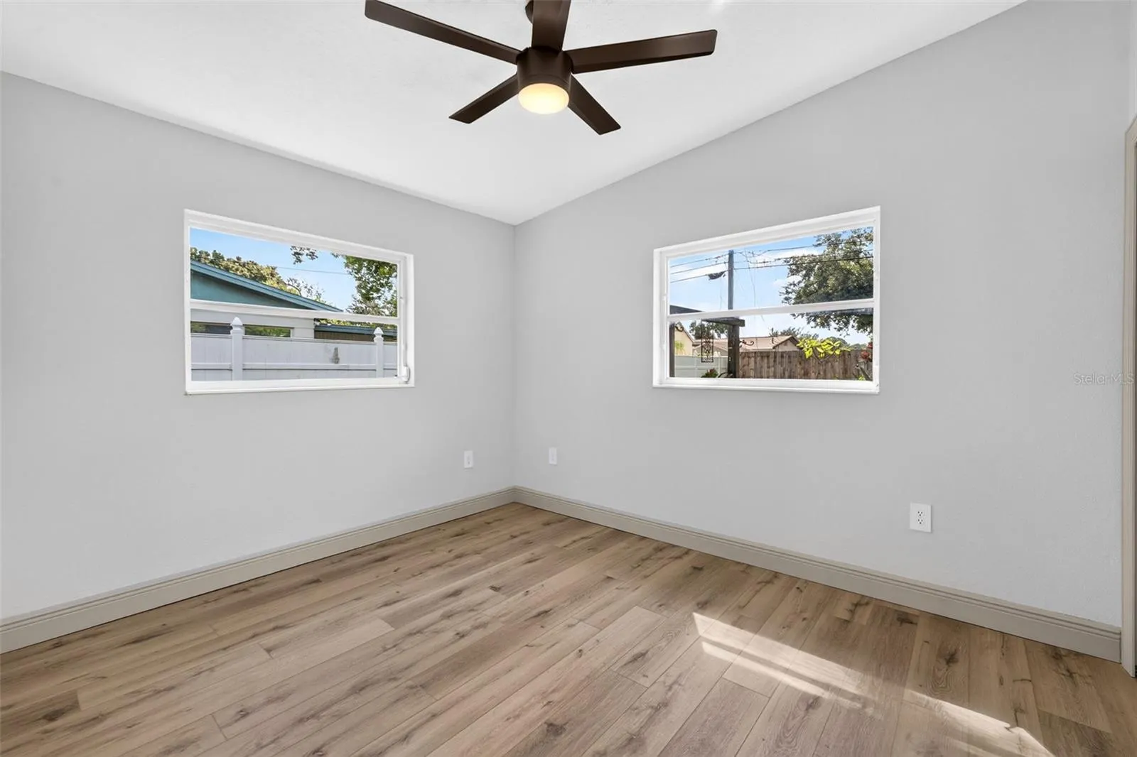 3486 FLORAL DR