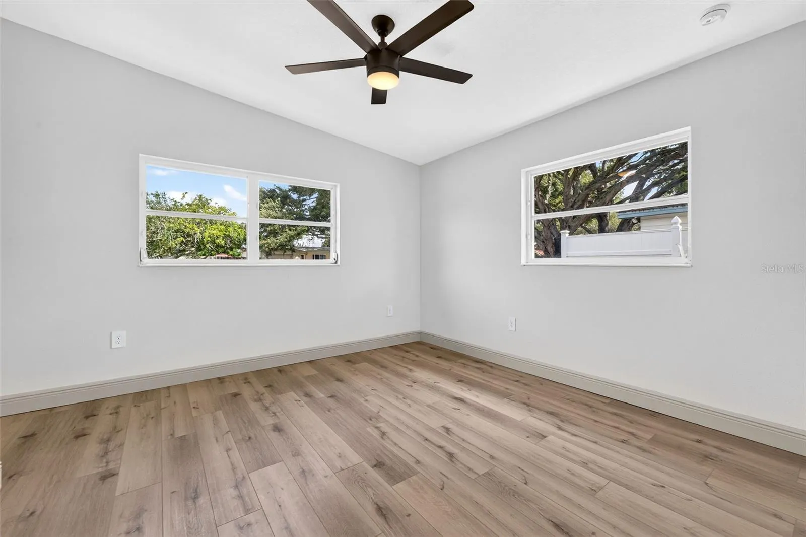 3486 FLORAL DR