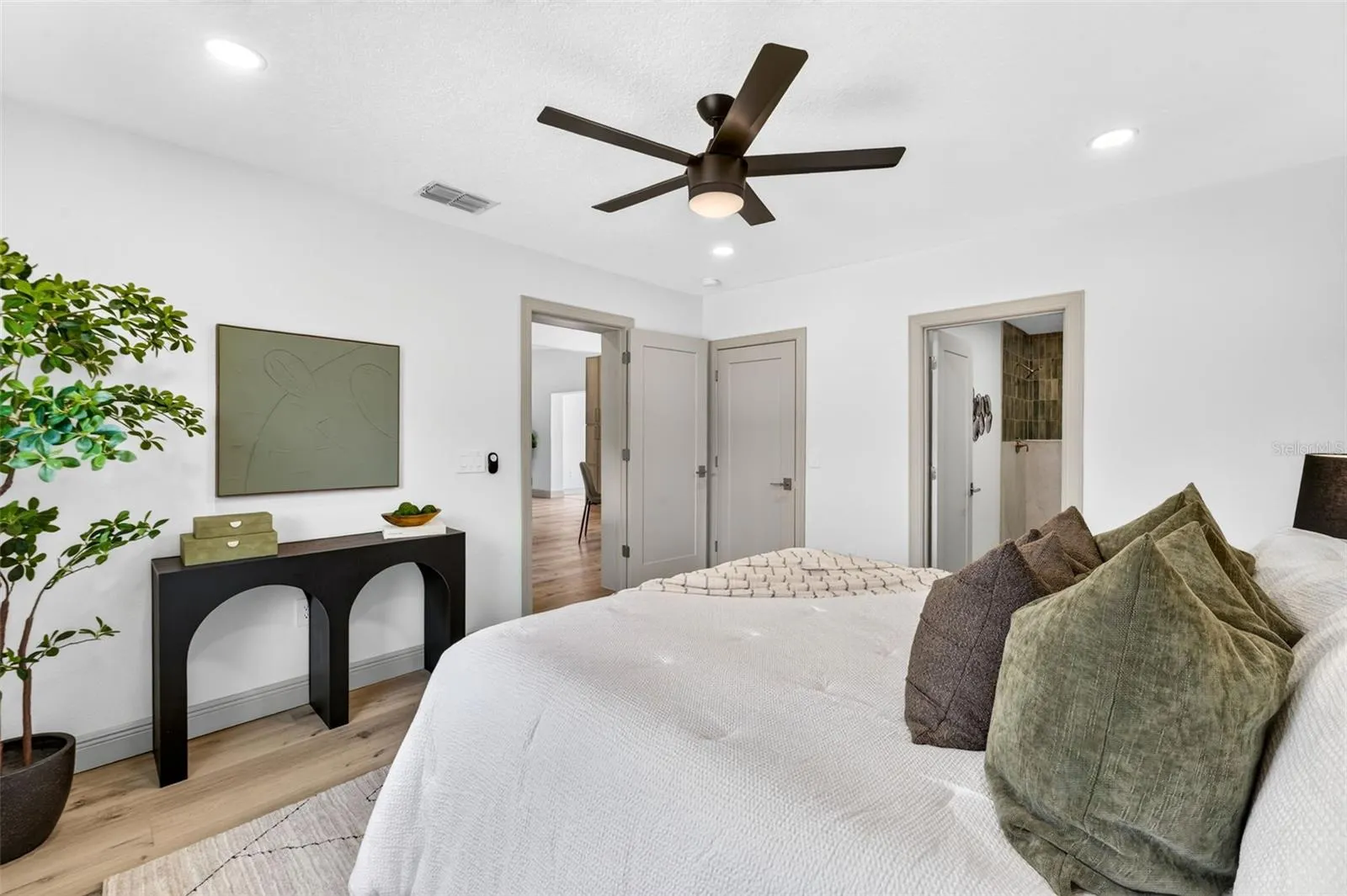 3486 FLORAL DR