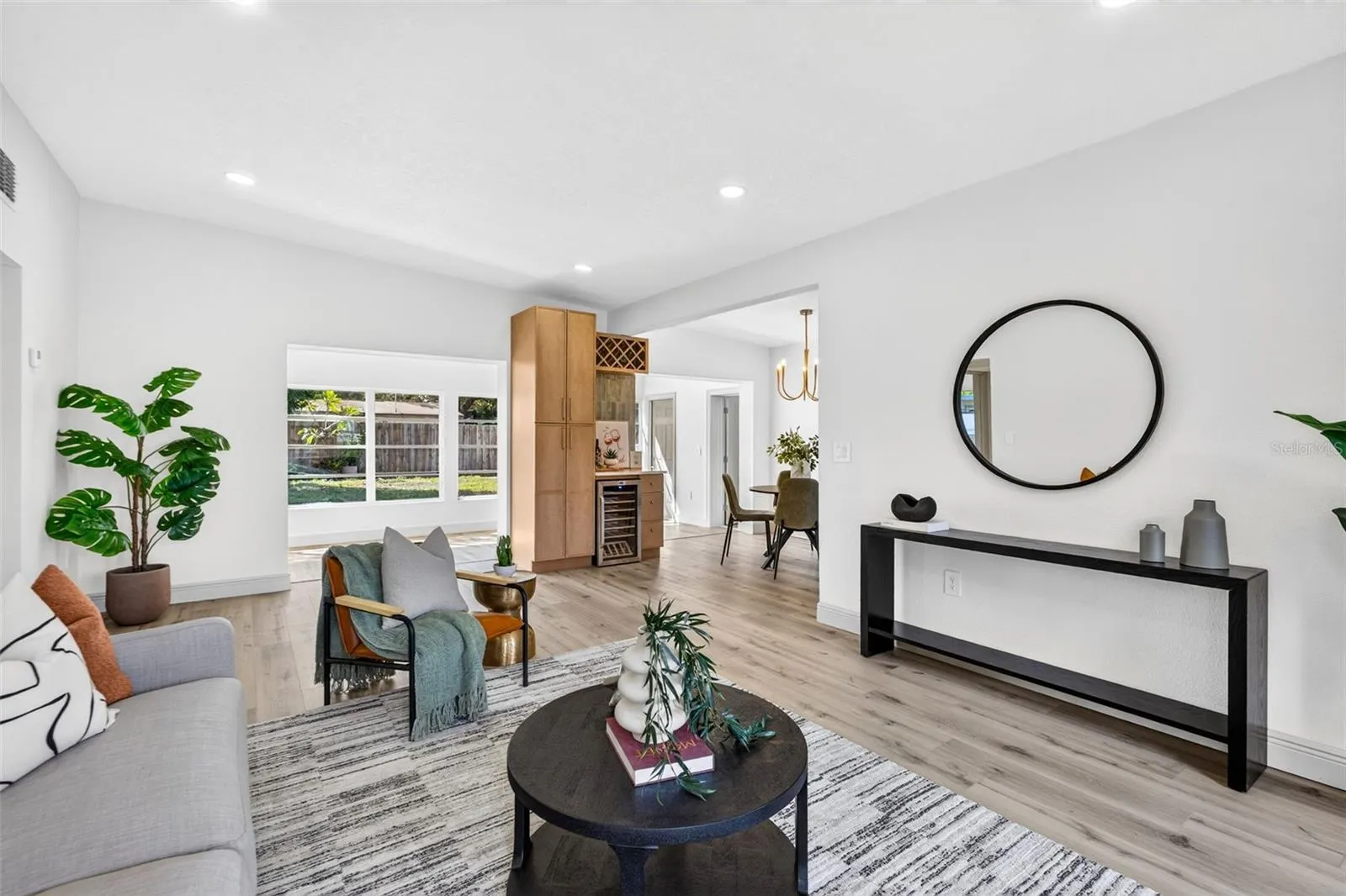 3486 FLORAL DR