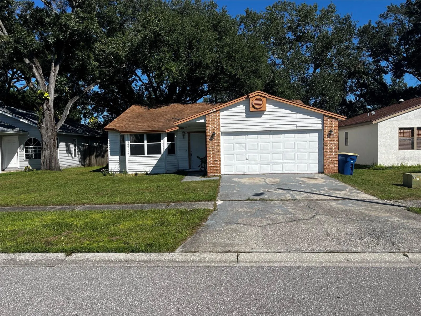 1890 FEATHER TREE CIR