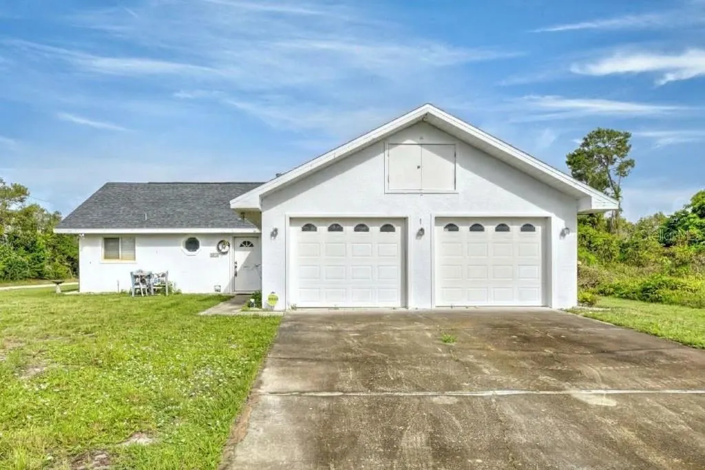 450 ROSE LN