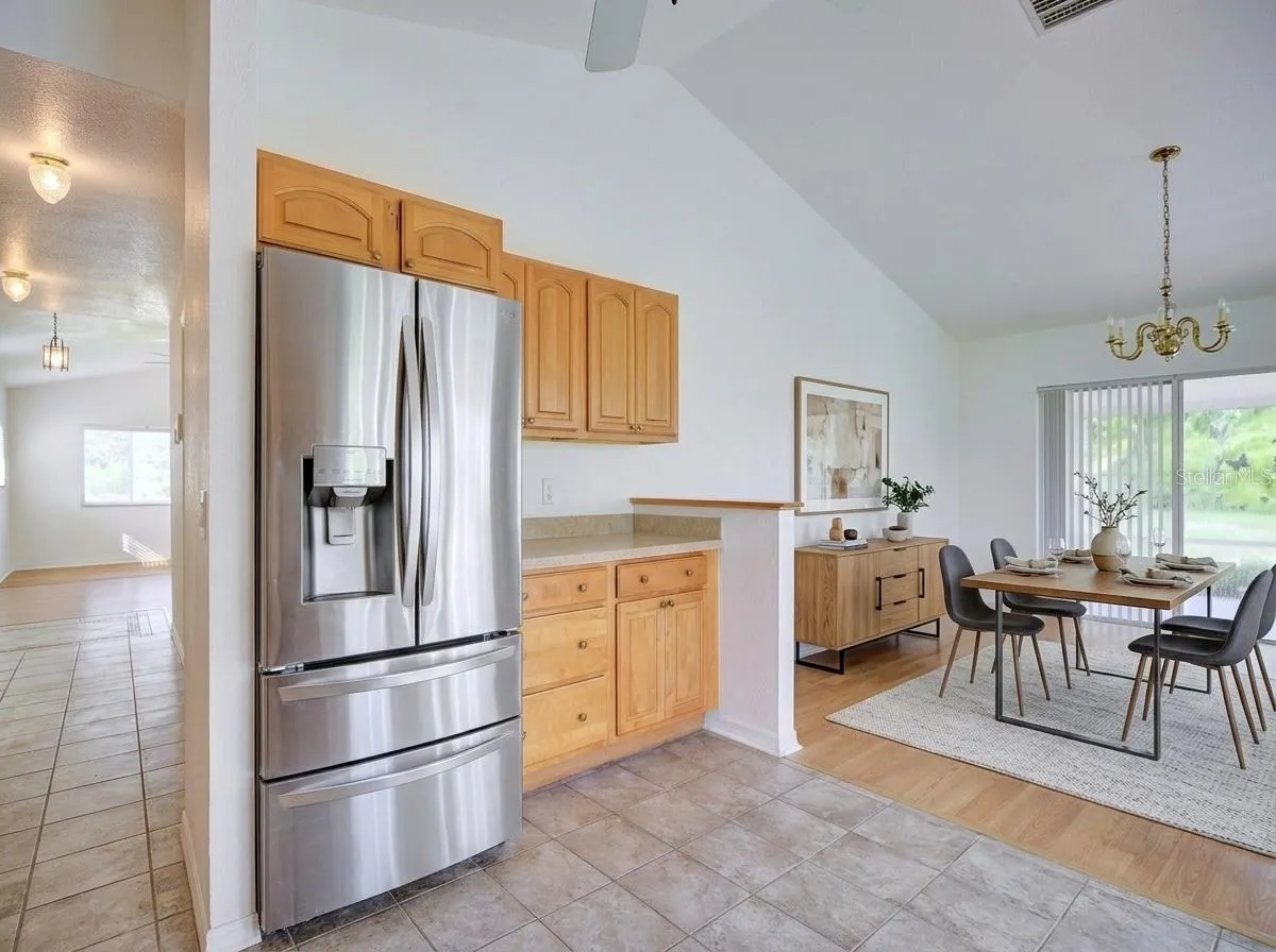 450 ROSE LN