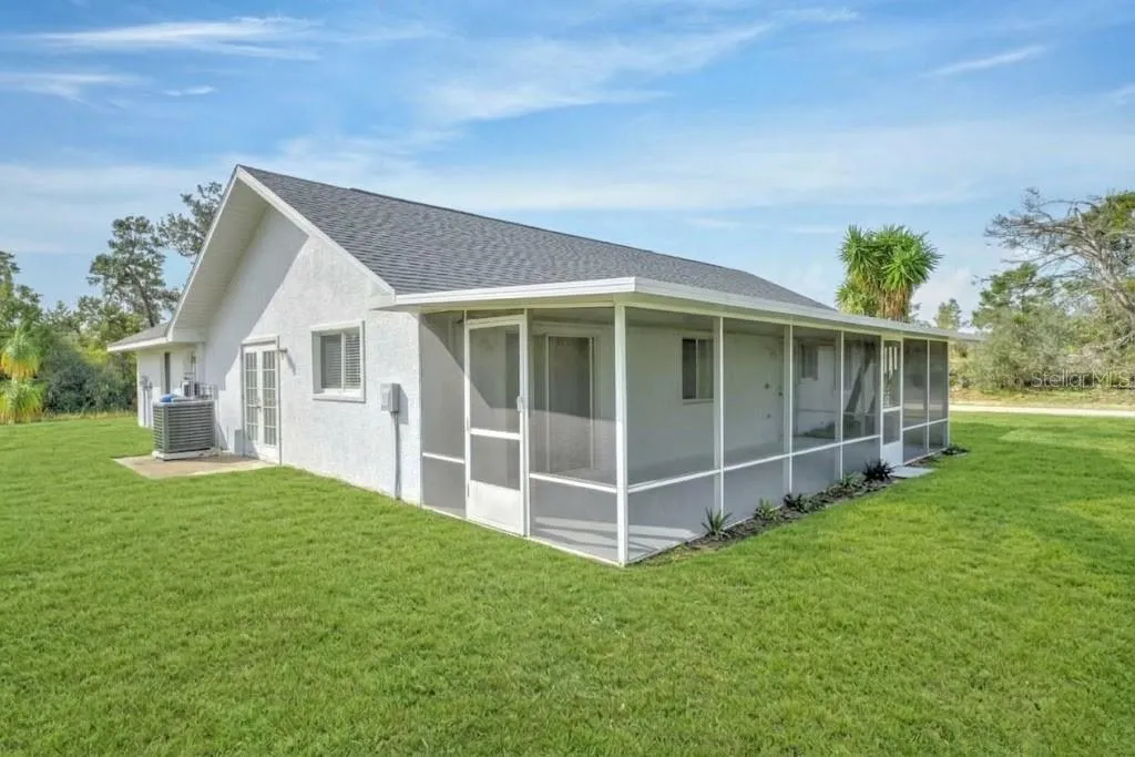 450 ROSE LN