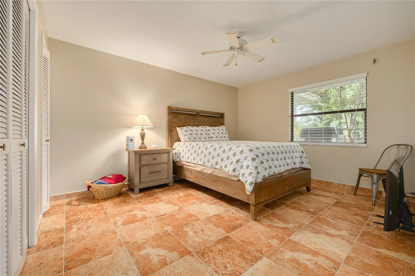 1422 MALLARD PL