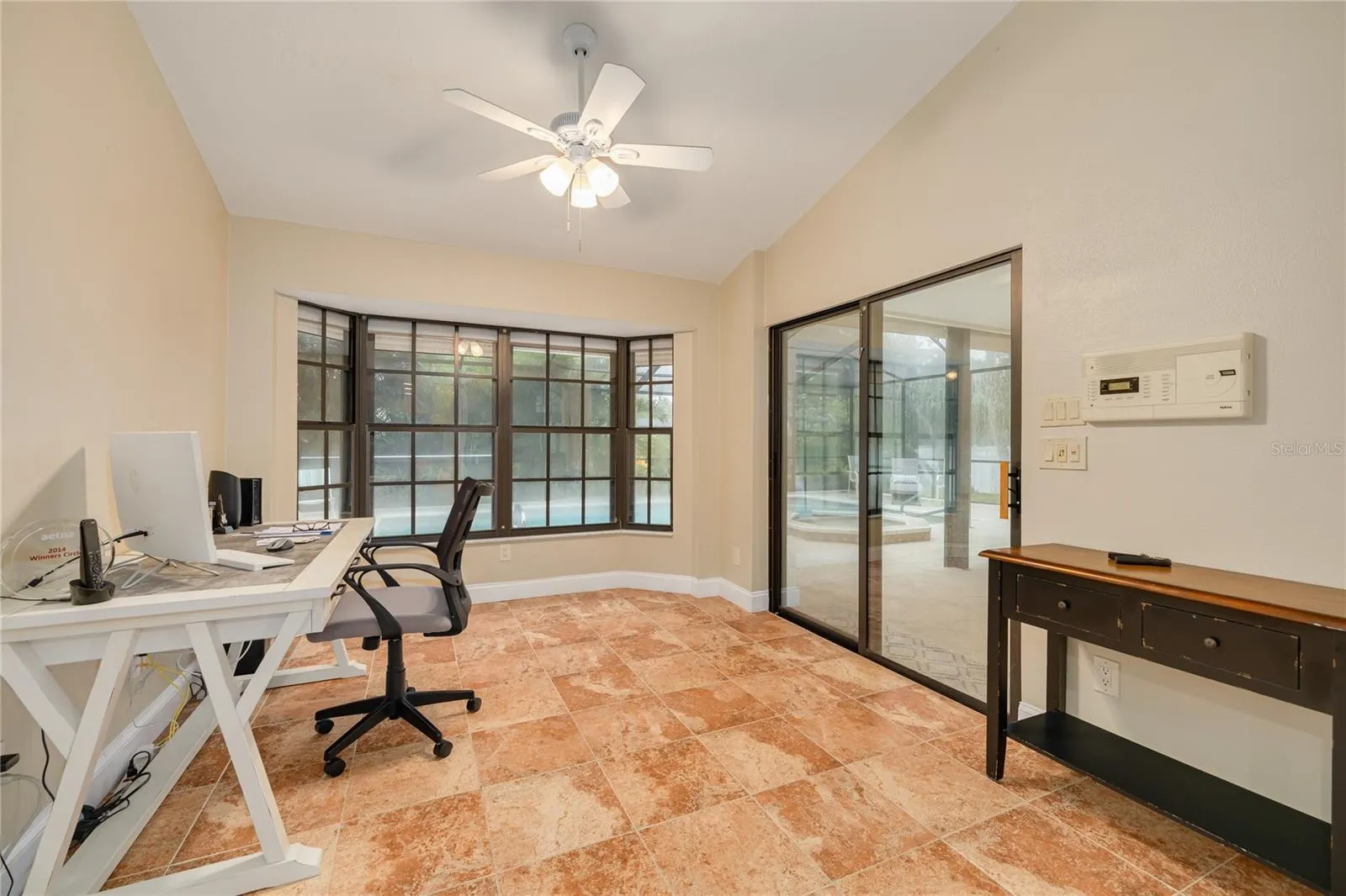 1422 MALLARD PL