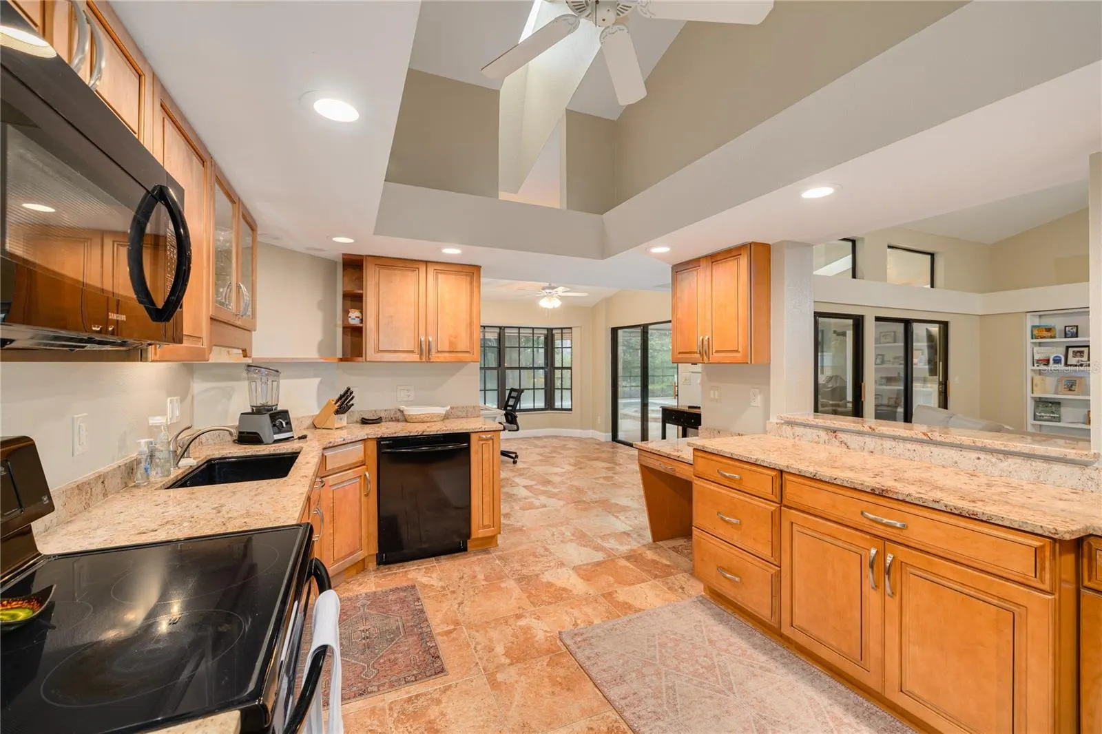 1422 MALLARD PL