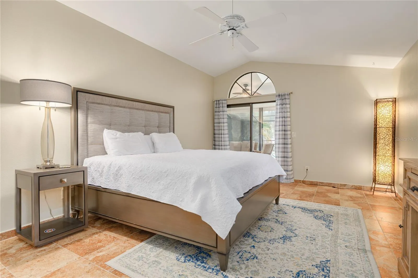 1422 MALLARD PL