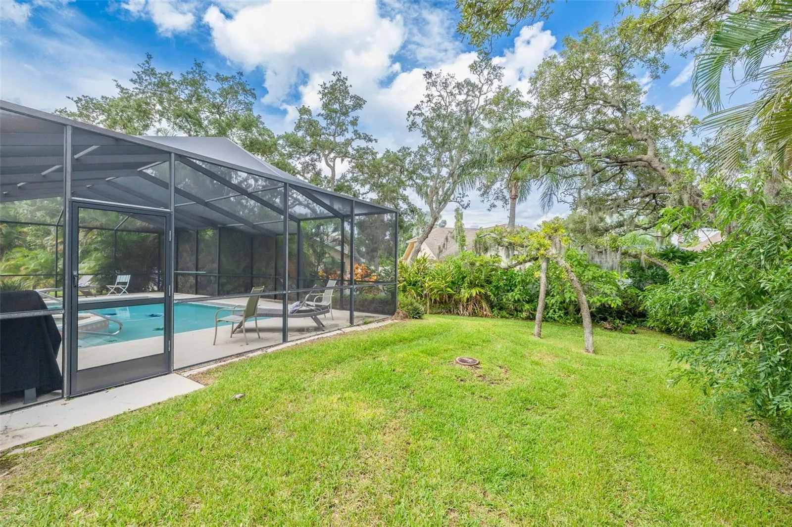 1422 MALLARD PL