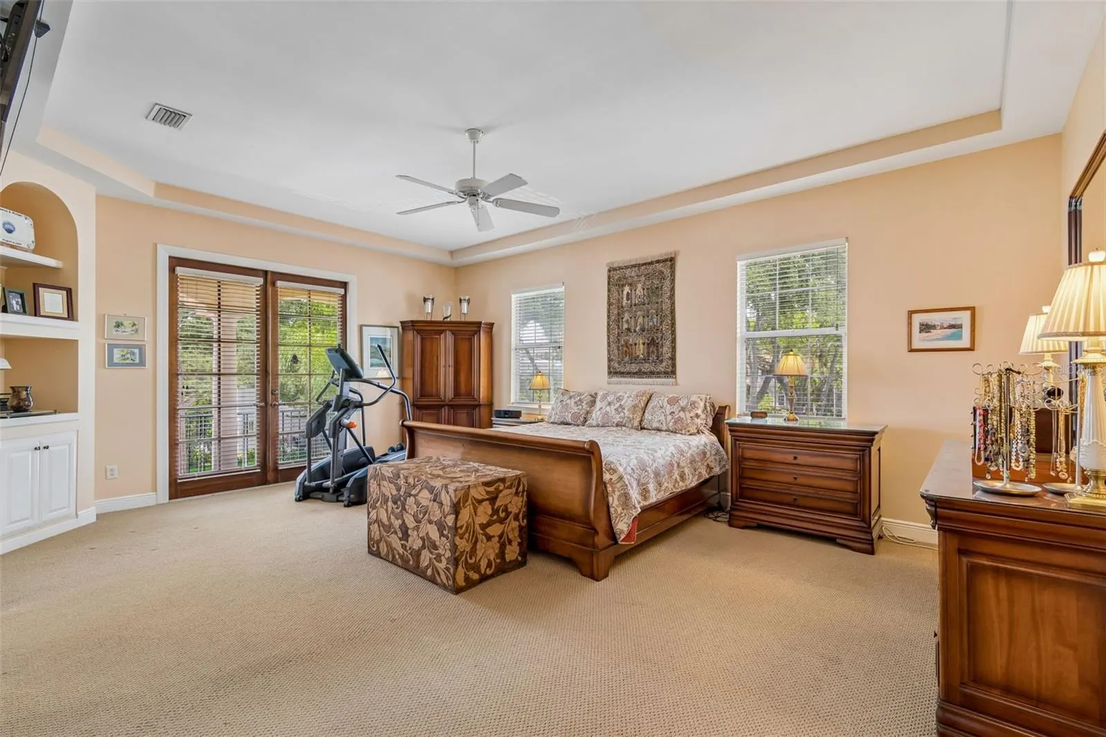 107 BERMUDA AVE