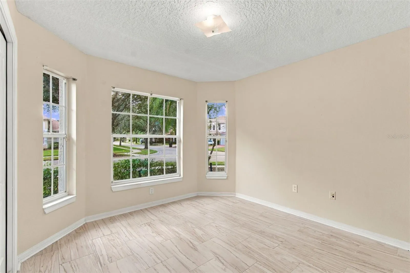 16207 ASHLEY PARK PL