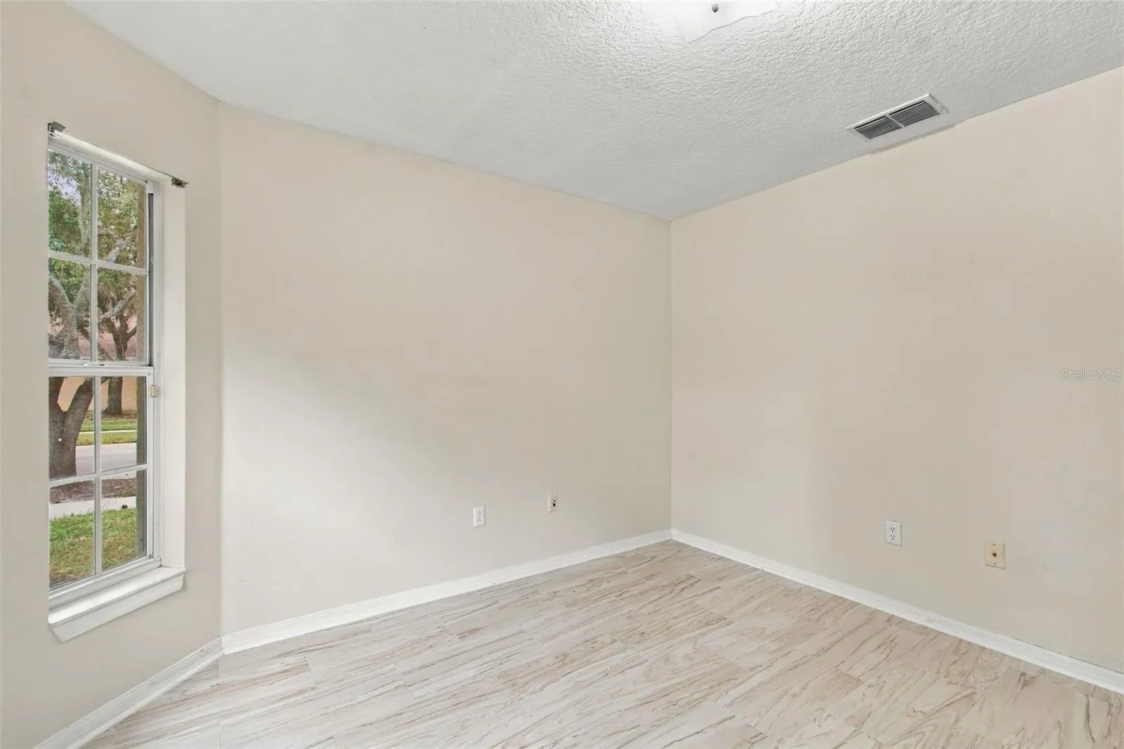16207 ASHLEY PARK PL