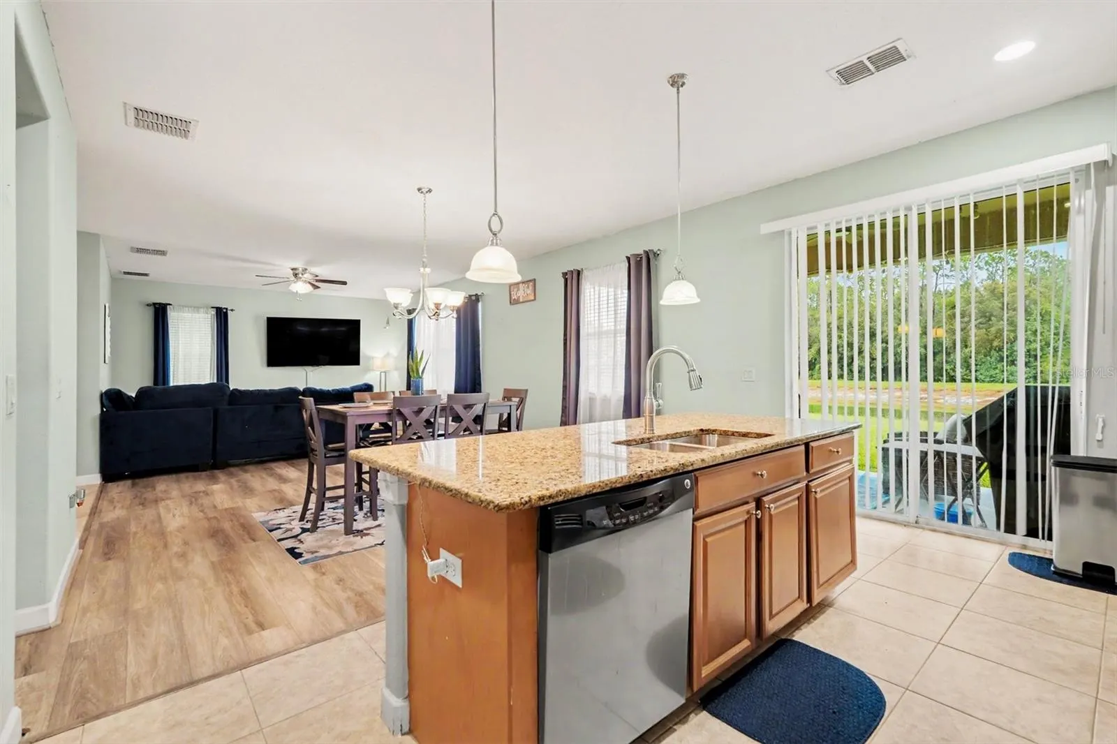 20443 AUTUMN FERN AVE