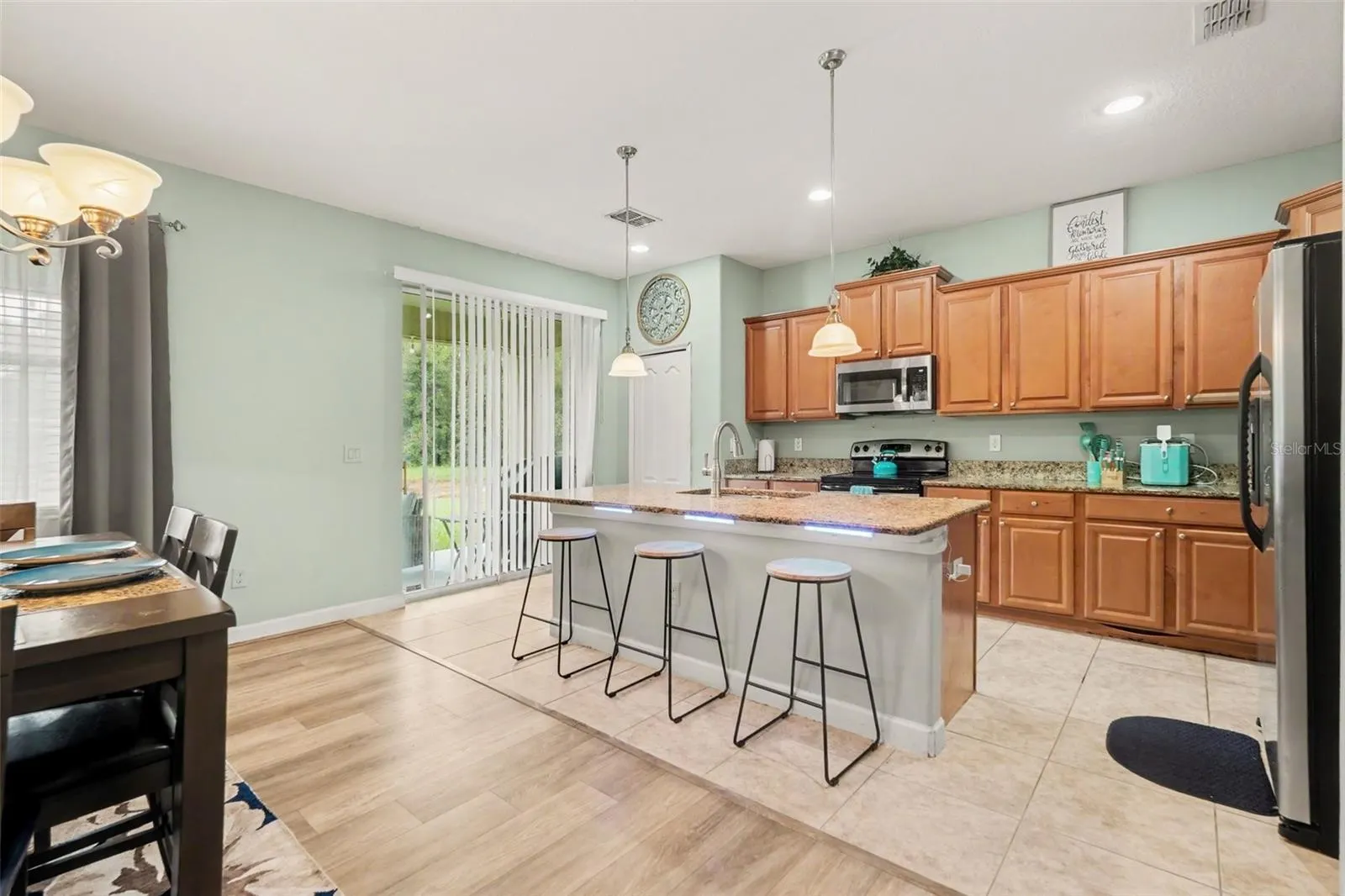 20443 AUTUMN FERN AVE