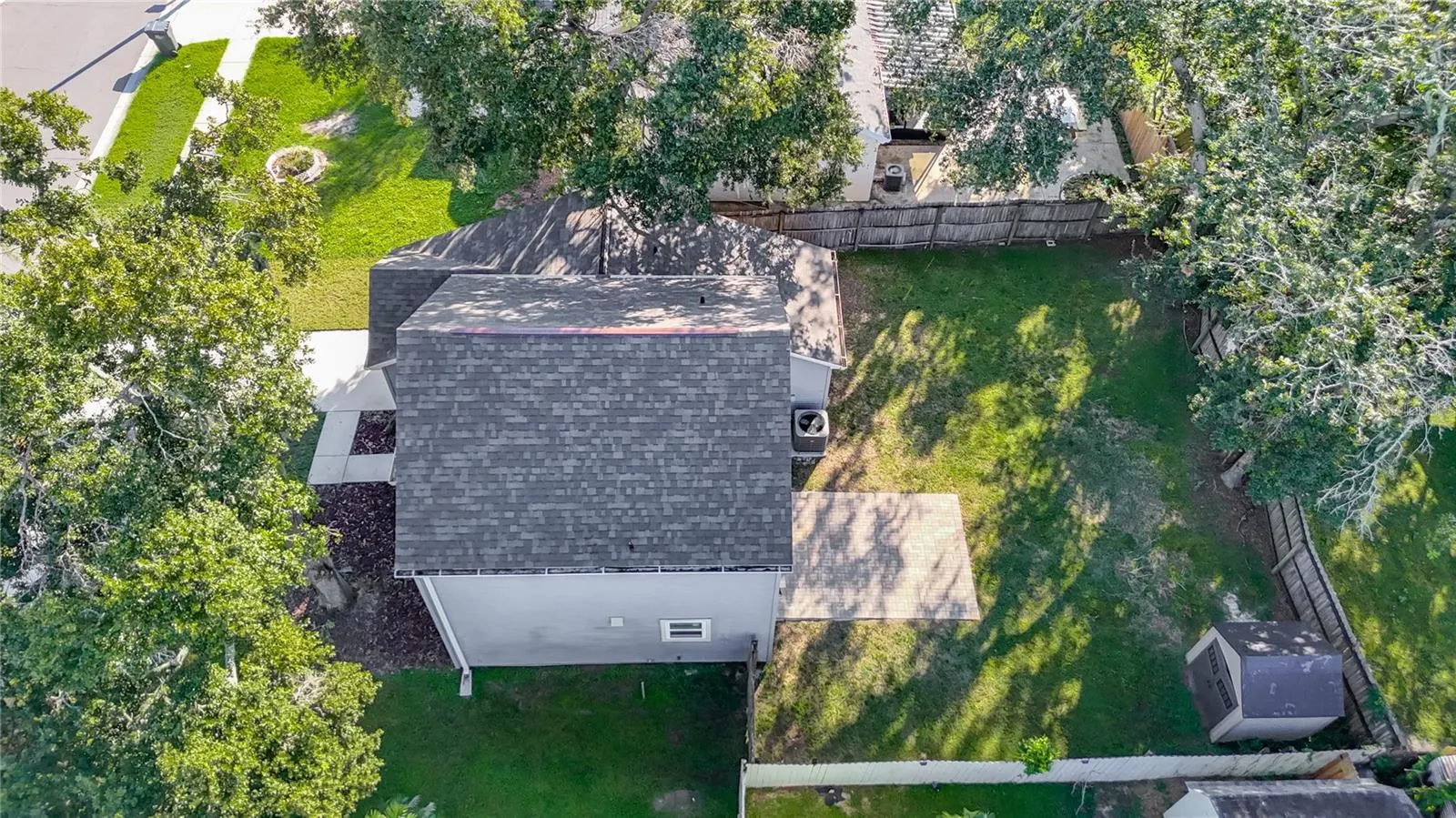607 BREEZEWAY CT