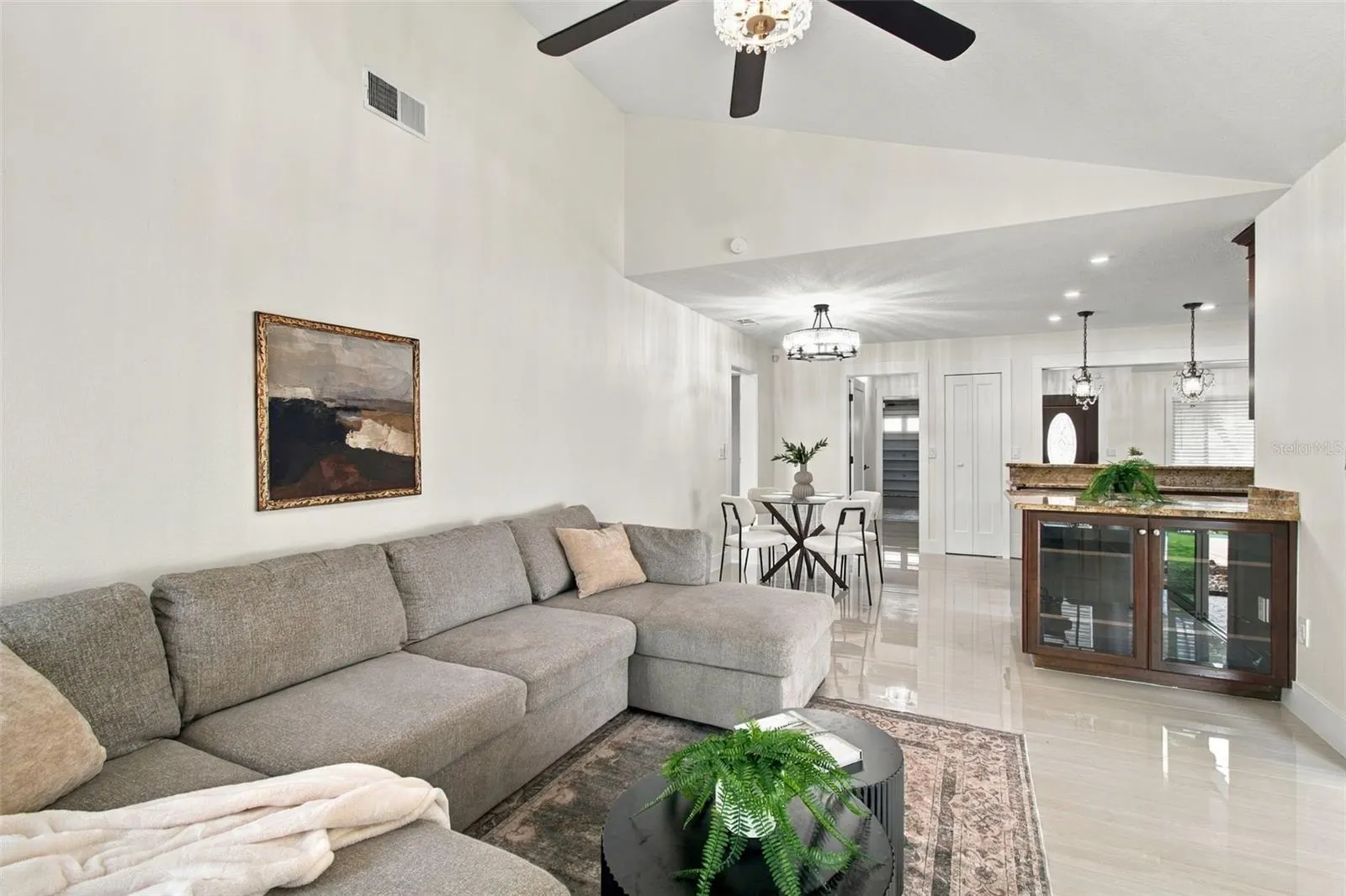 15113 ALEXIS DR