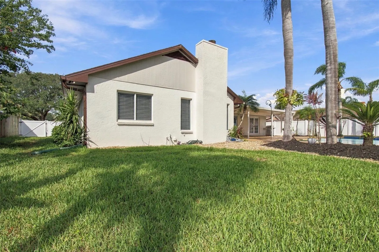 15113 ALEXIS DR