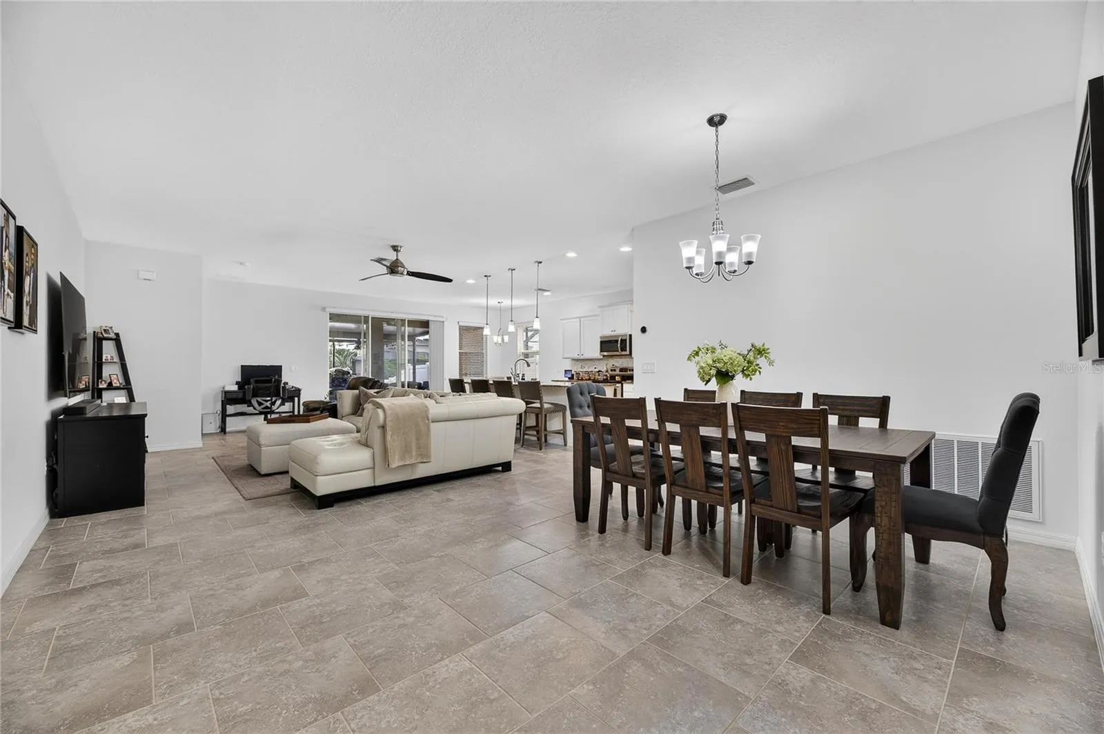 10619 SCENIC HOLLOW DR
