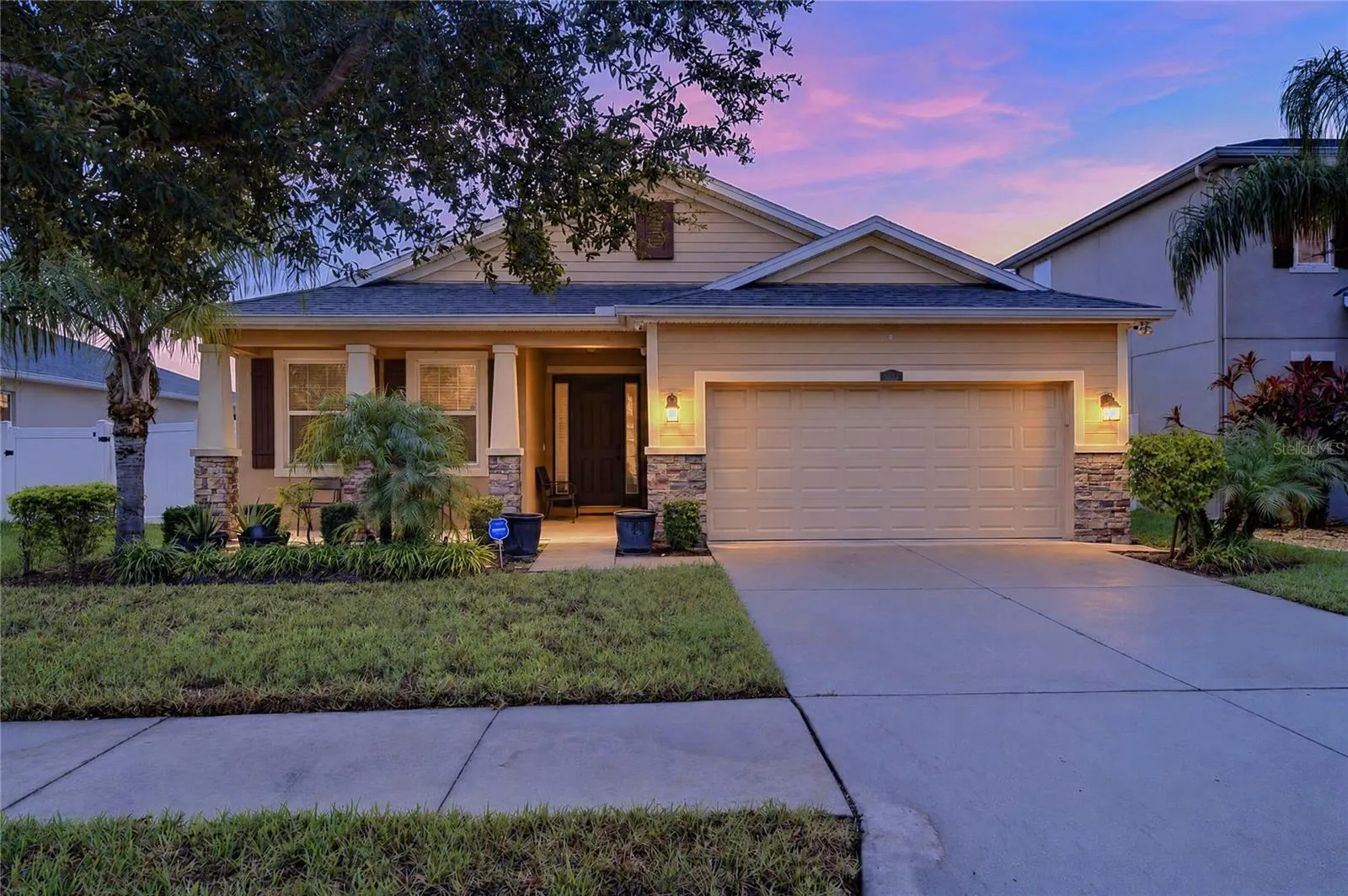 10619 SCENIC HOLLOW DR