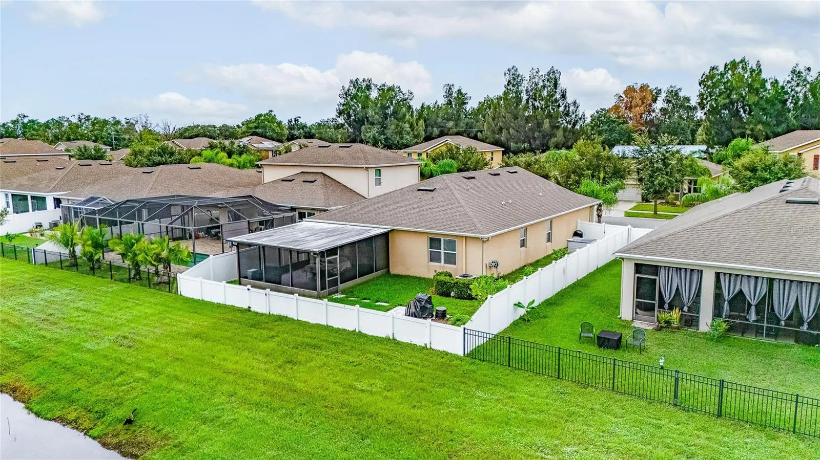 10619 SCENIC HOLLOW DR