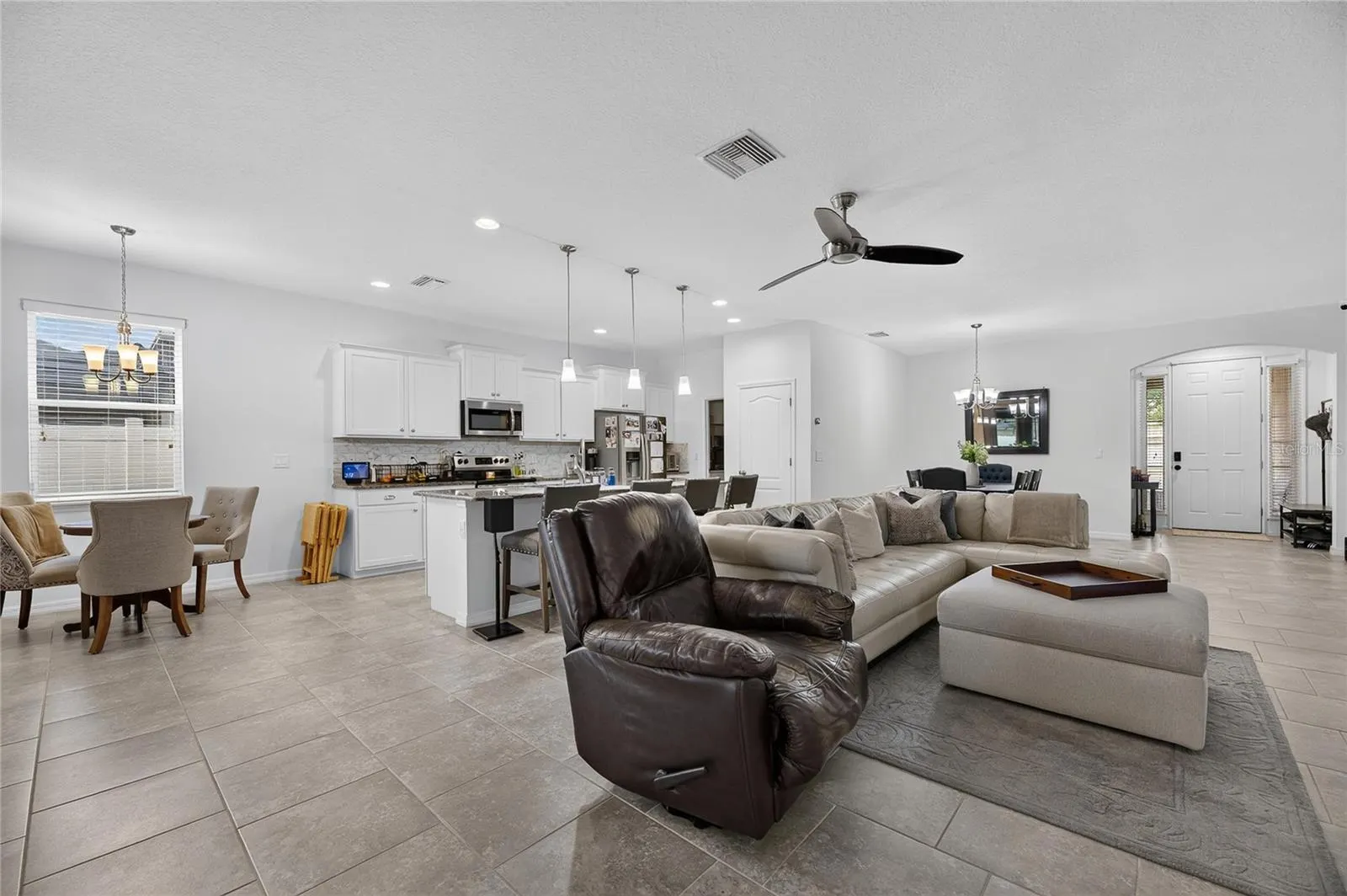 10619 SCENIC HOLLOW DR