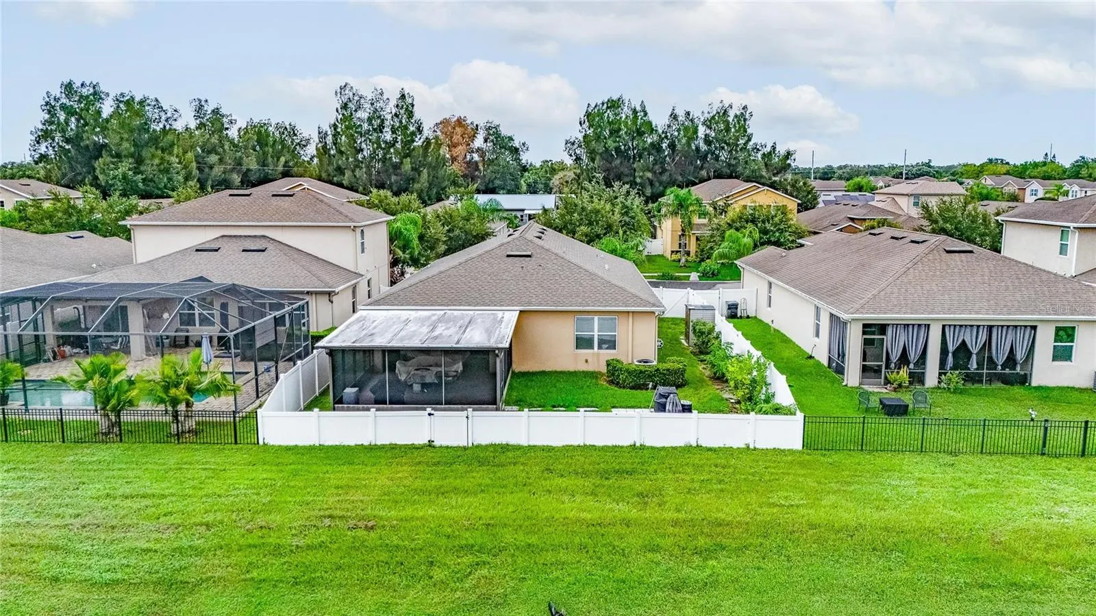 10619 SCENIC HOLLOW DR