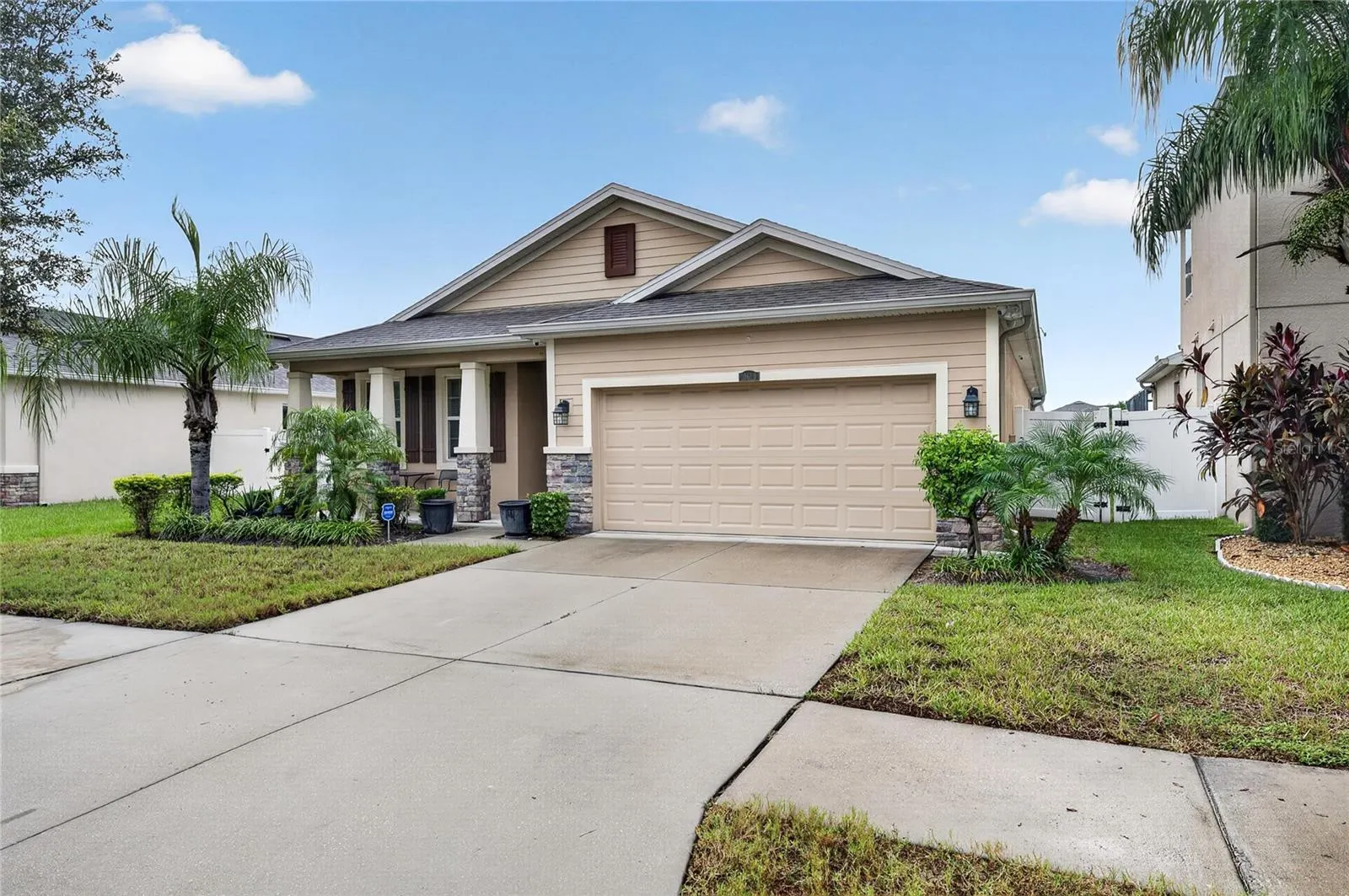 10619 SCENIC HOLLOW DR