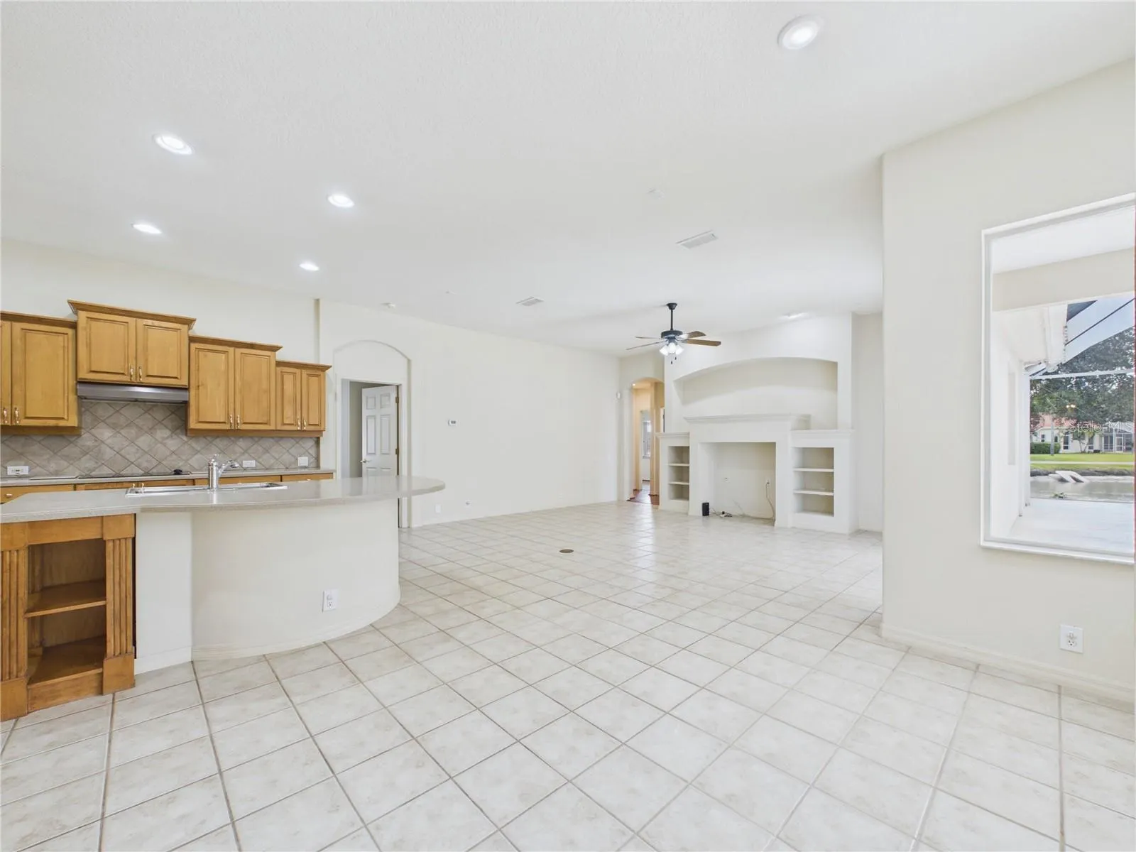 10207 ESTUARY DR