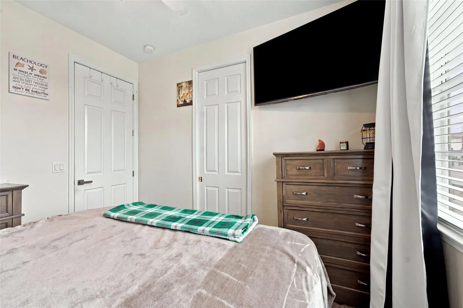 3111 W DE LEON ST #9 #9
