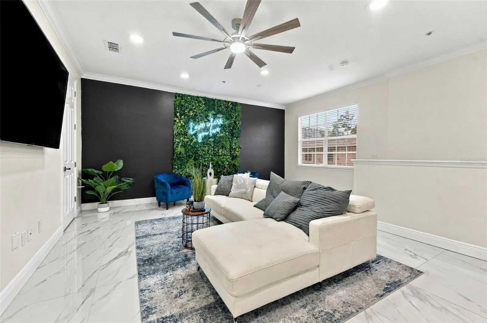 3111 W DE LEON ST #9 #9