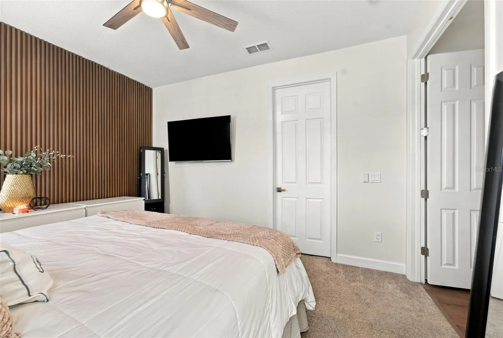 3111 W DE LEON ST #9 #9
