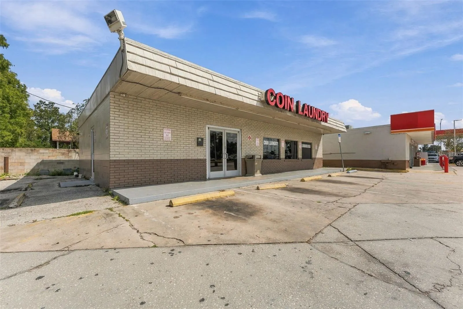 116 N CHARLESTON AVE