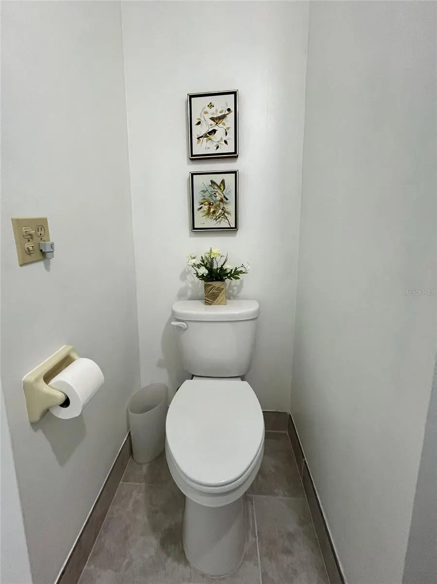 100 BLUFF VIEW DR #211A #211A