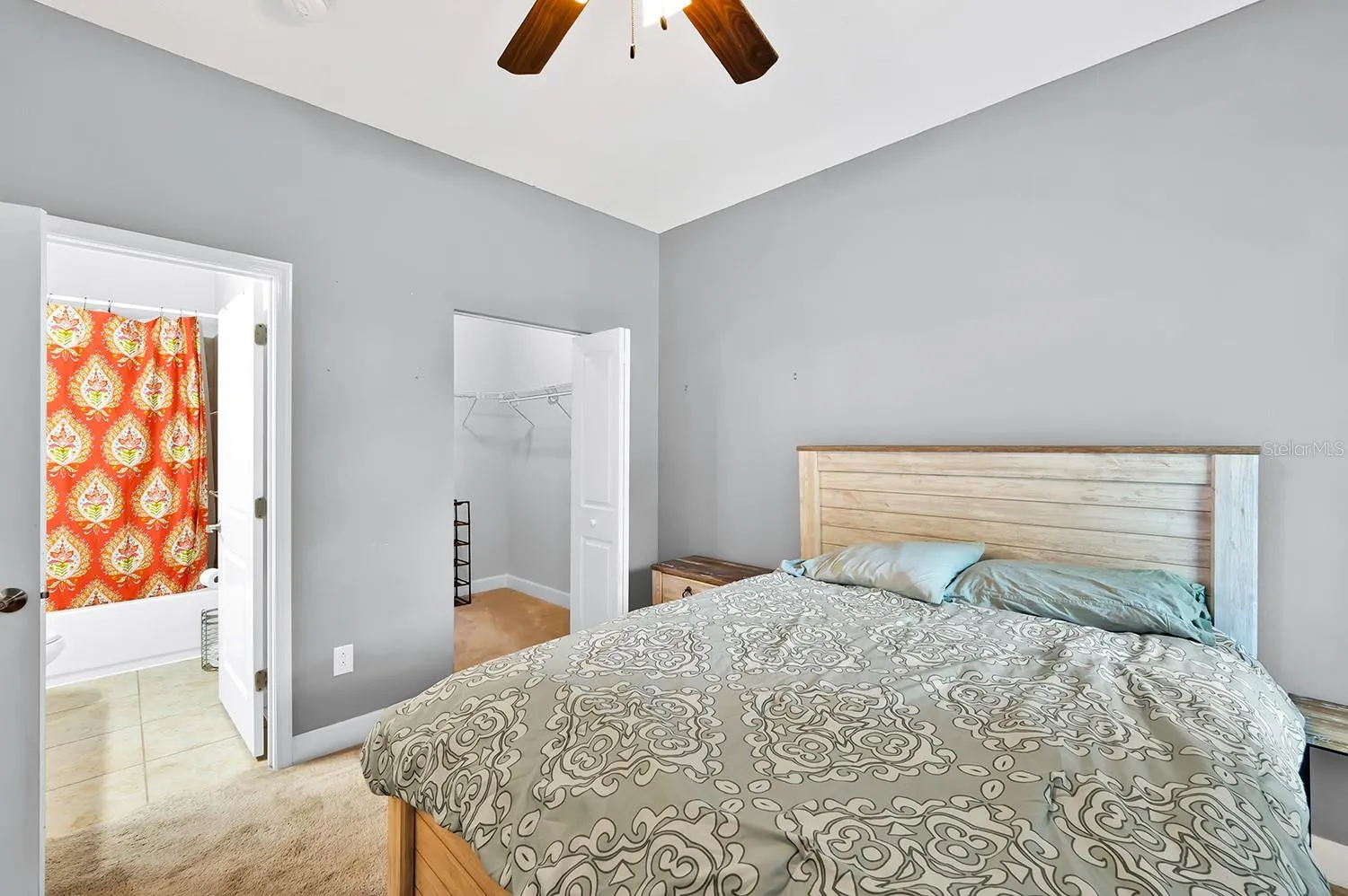 1606 E IDA ST
