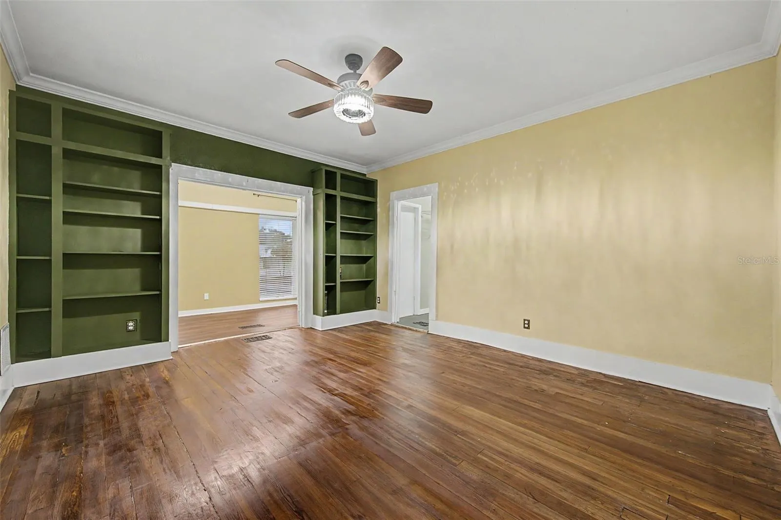 2019 MANATEE AVE W