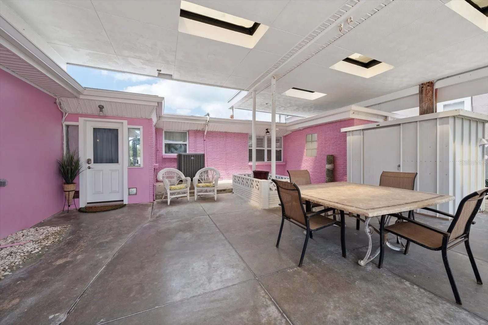 1512 GULF BLVD