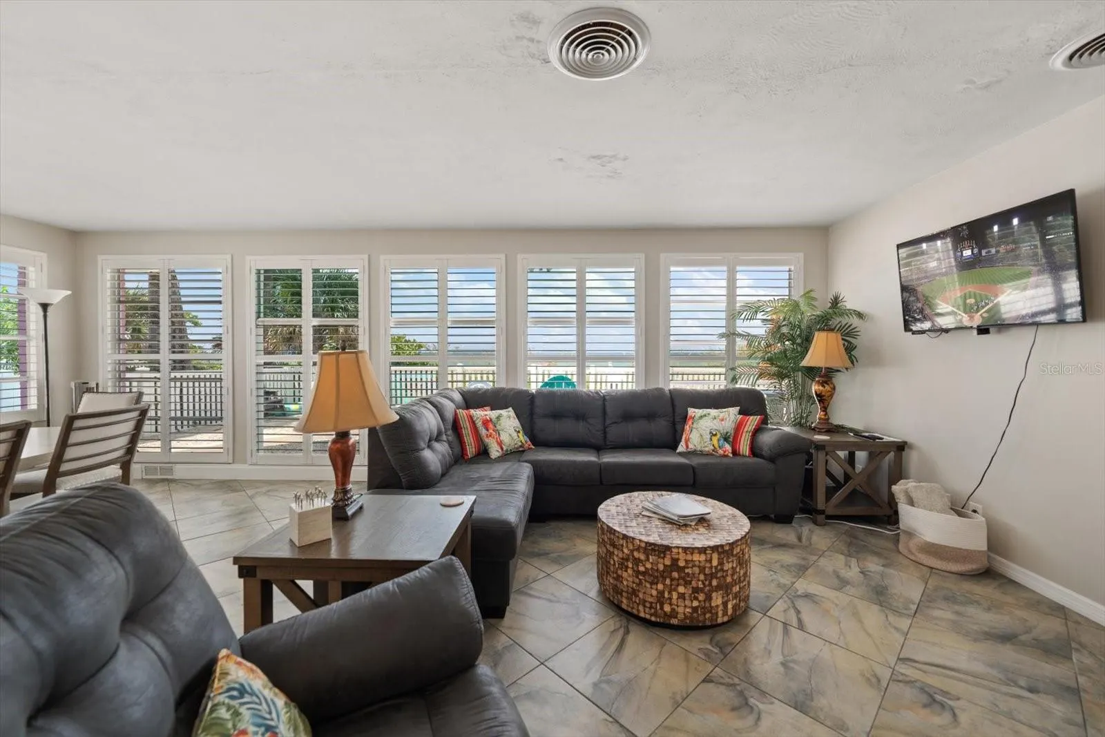 1512 GULF BLVD