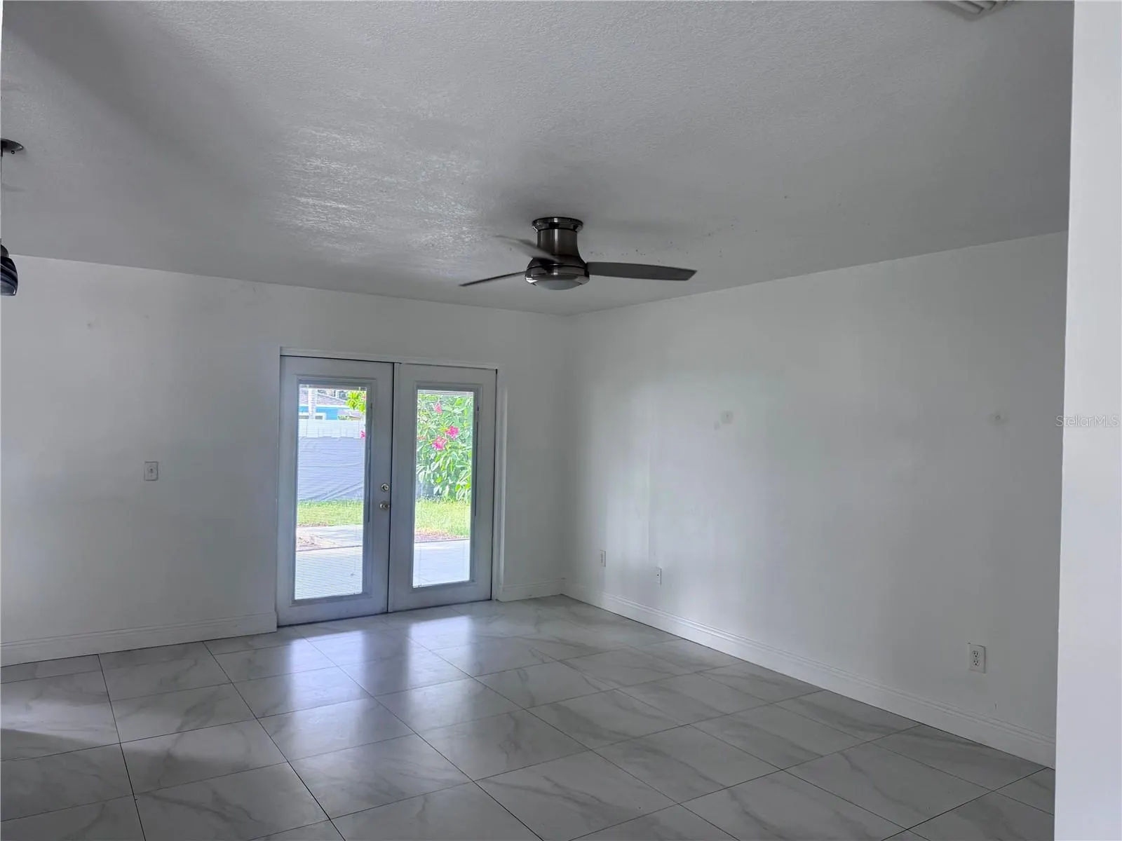 5208 CARROLLWOOD MEADOWS DR