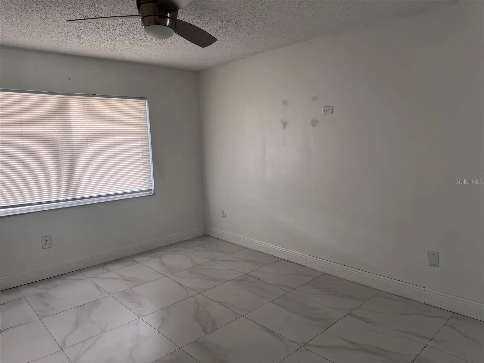 5208 CARROLLWOOD MEADOWS DR