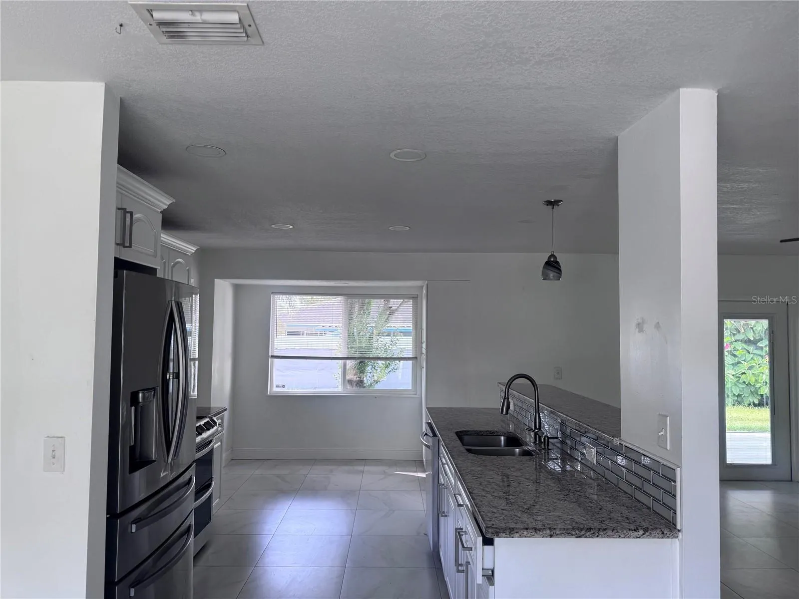 5208 CARROLLWOOD MEADOWS DR