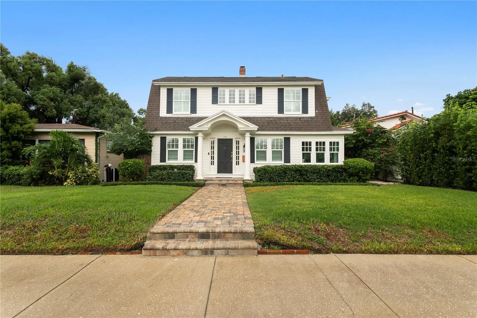 310 26TH AVE N