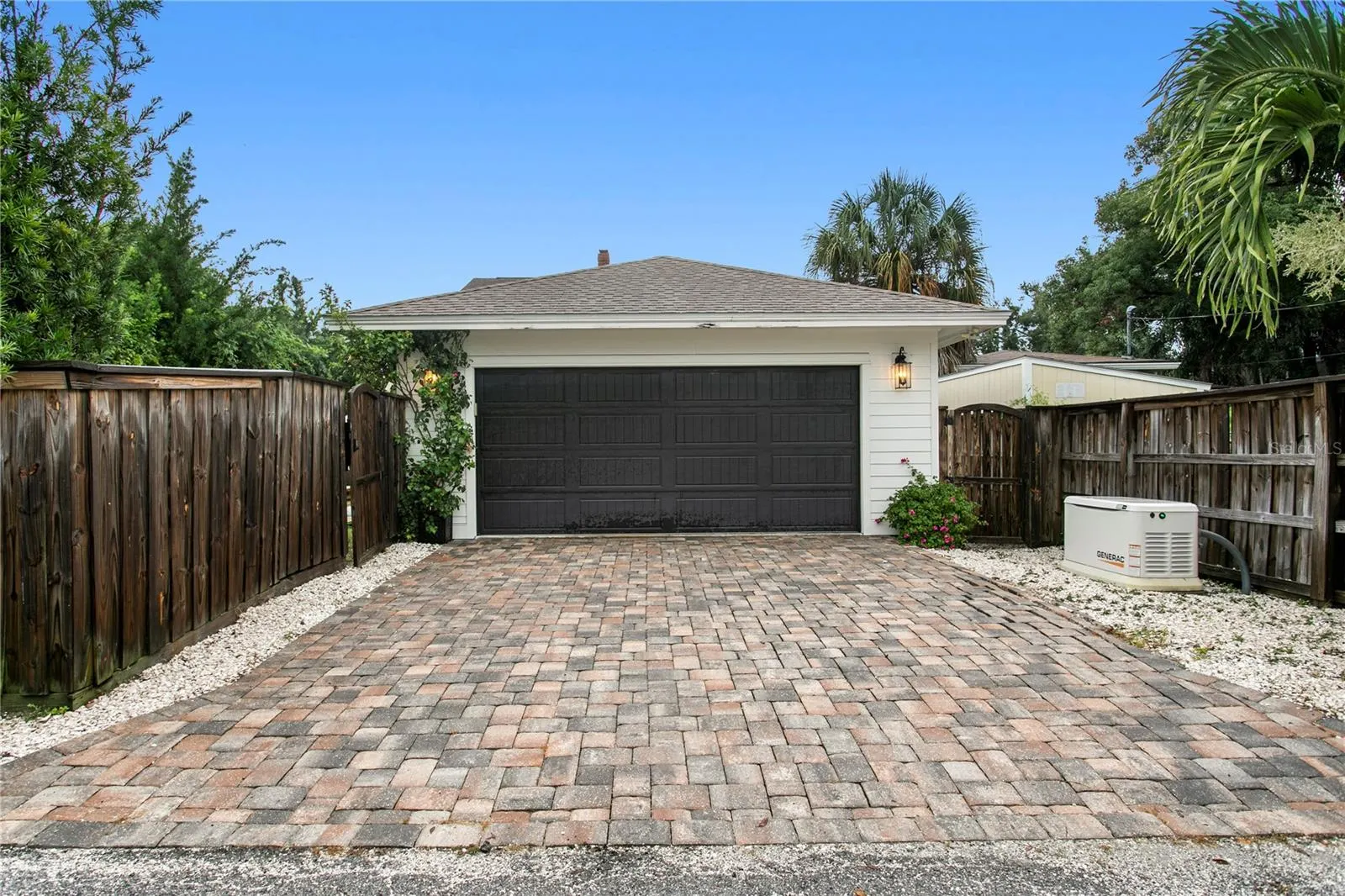 310 26TH AVE N